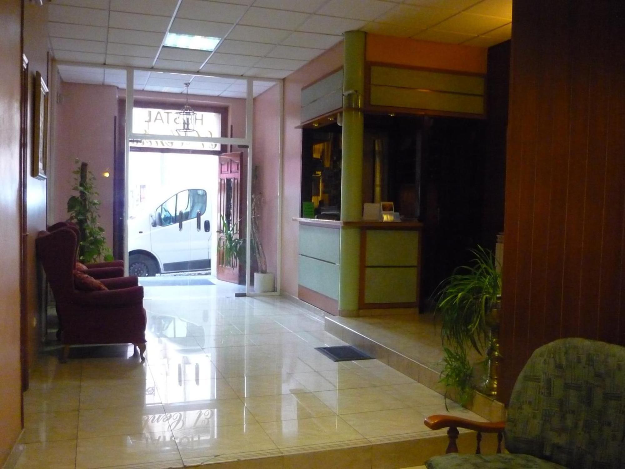 Hostal El Centro Уэска Экстерьер фото